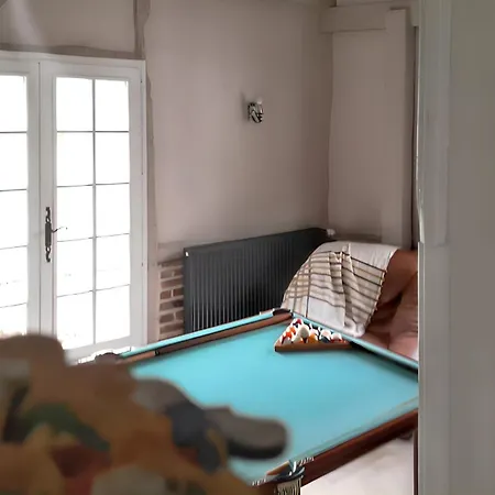Maison Confortable A + Jardin & Equipements Divers Holiday home *